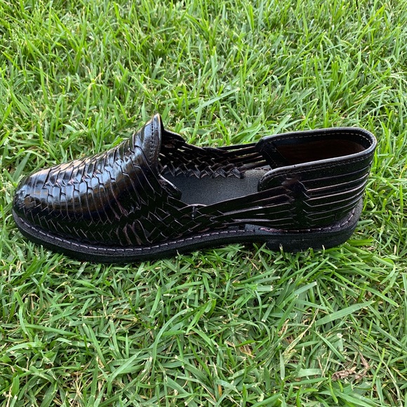 Men’s Closed Toe Artesanal Mexican Leather Sandal MOCCASIN HUARACHE BLACK - Picture 3 of 7